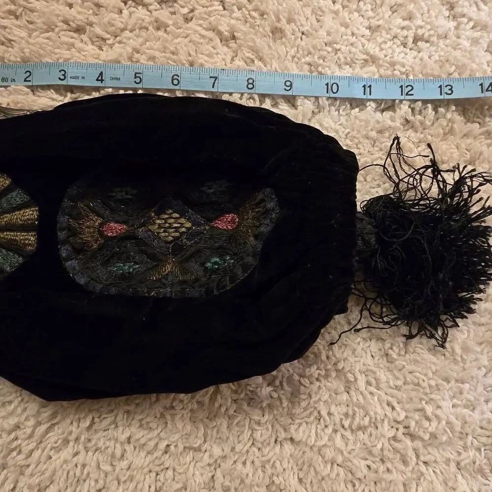 Vintage Victorian Black Velvet Embroidery Paneled Metal Frame Evening Bag Tassle